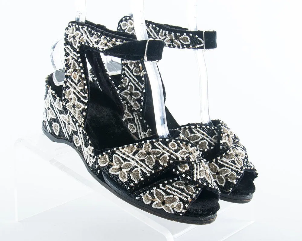 1940s Beaded Black Velvet Wedge Sandals | size 8