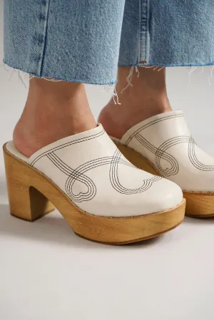 PRESLEY-28 Retro Chic Wooden Platform Clogs