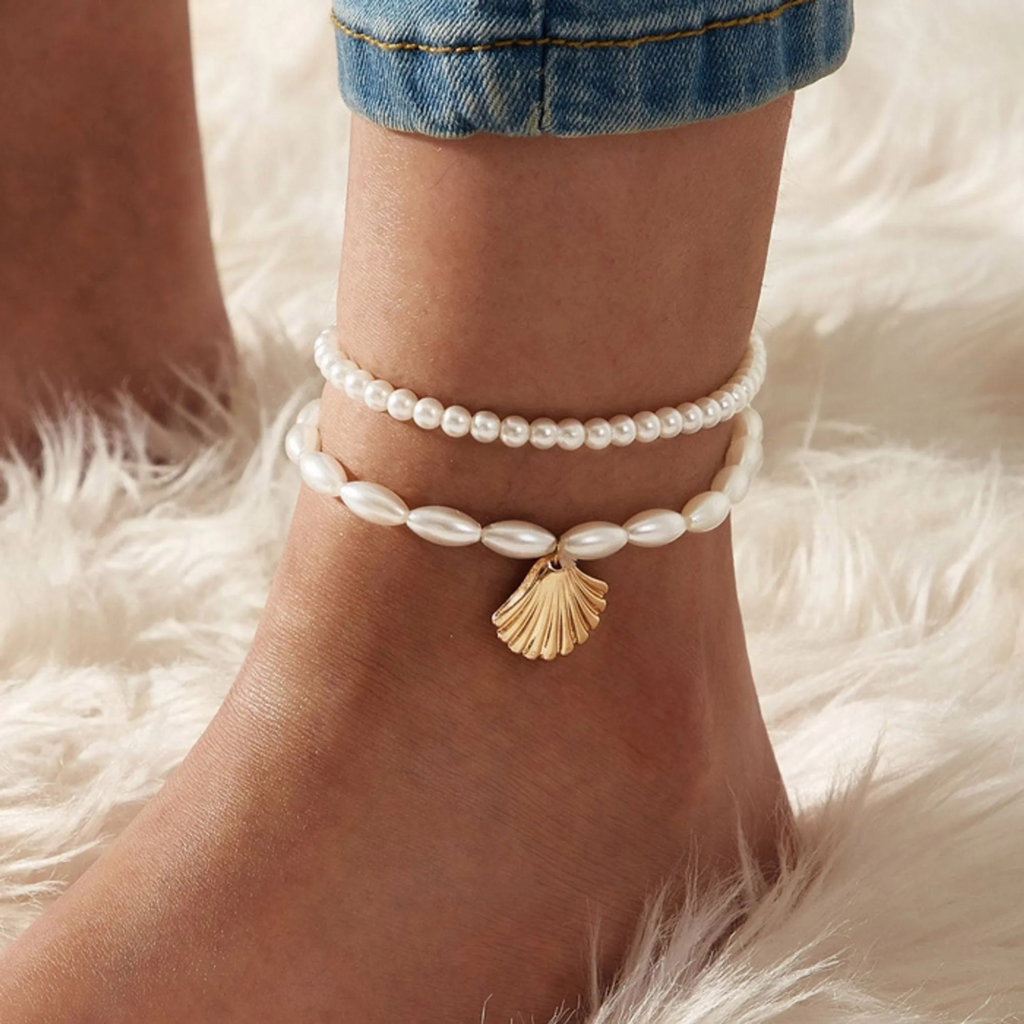 Scallop Shell Anklet, Pearl Bead Seashell Anklet Beaded Chain Foot Jewelry, Boho Beach Ankle Bracelet Pearl Anklet Sandals Anklet Minimalist