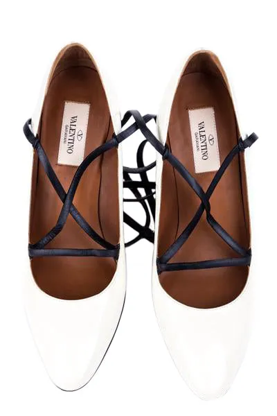 Valentino Ivory Patent Ankle Strap Pumps Size US 8 | EU 38